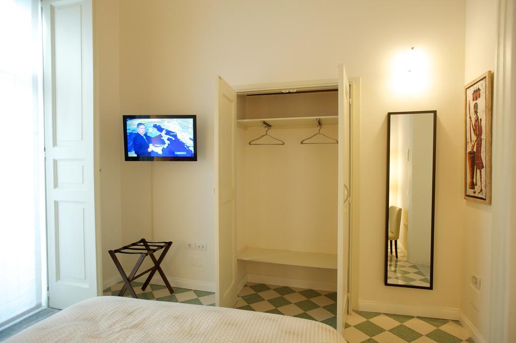 Haripergo Apartments A Bridge For Amalfi Coast Salerno Room photo